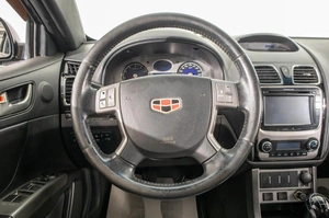 Седан Geely Emgrand EC7 2013 года, 399000 рублей, Барнаул