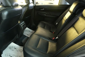 Седан Toyota Camry 2013 года, 2089000 рублей, Омск