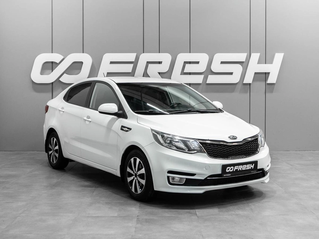 Седан Kia Rio 2015 года, 1043000 рублей, Тюмень
