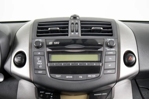 Внедорожник Toyota RAV4 2011 года, 1739000 рублей, Пермь