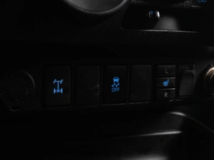 Пикап Toyota Hilux 2016 года, 3629000 рублей, Тюмень