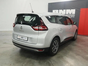 Компактвэн Renault Scenic 2018 года, 1920000 рублей, Курск