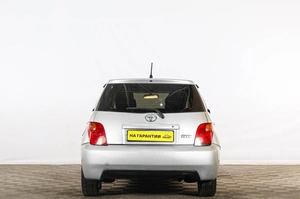 Хетчбэк Toyota Ist 2002 года, 619000 рублей, Тюмень