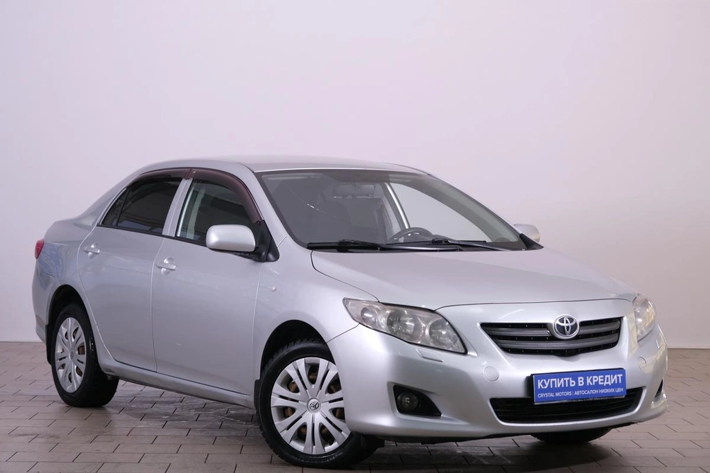 Хетчбэк Toyota Corolla 2007 года, 879000 рублей, Омск
