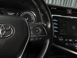 Седан Toyota Camry 2019 года, 2327111 рублей, Ставрополь