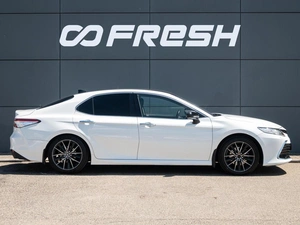 Седан Toyota Camry 2018 года, 2340000 рублей, Краснодар