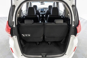 Минивэн Honda Freed 2018 года, 1849000 рублей, Барнаул