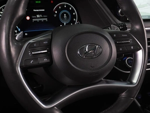 Седан Hyundai Sonata 2023 года, 3180000 рублей, Воронеж