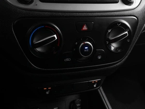 Седан Hyundai Solaris 2021 года, 1712000 рублей, Тюмень