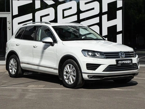 Внедорожник Volkswagen Touareg 2016 года, 2499000 рублей, Волгоград
