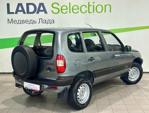 Внедорожник Chevrolet Niva 2008 года, 495000 рублей, Красноярск
