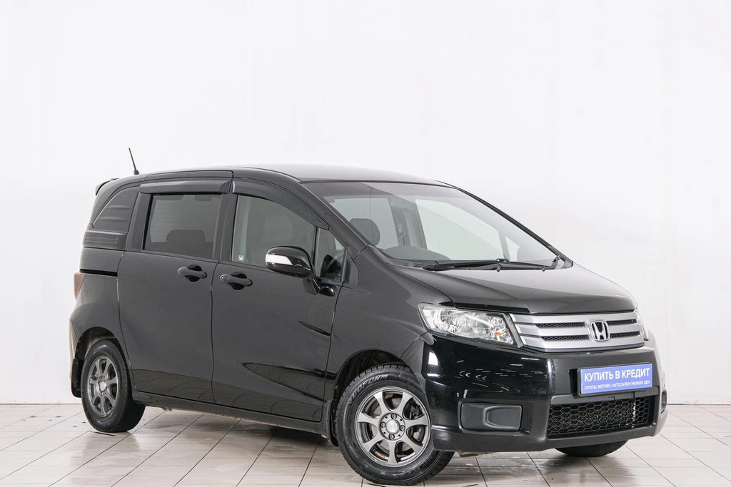 Минивэн Honda Freed 2012 года, 1149000 рублей, Красноярск