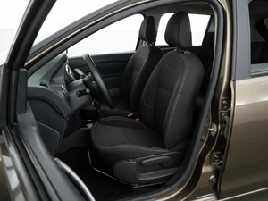 Хетчбэк Renault Sandero 2018 года, 1199444 рублей, Москва