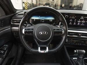 Седан Kia K5 2021 года, 2999999 рублей, Саратов