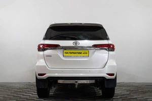 Внедорожник Toyota Fortuner 2017 года, 2939000 рублей, Сургут