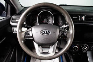 Седан Kia Rio 2011 года, 779000 рублей, Сургут