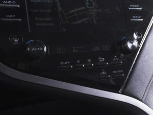 Седан Toyota Camry 2019 года, 2699000 рублей, Ростов-на-Дону