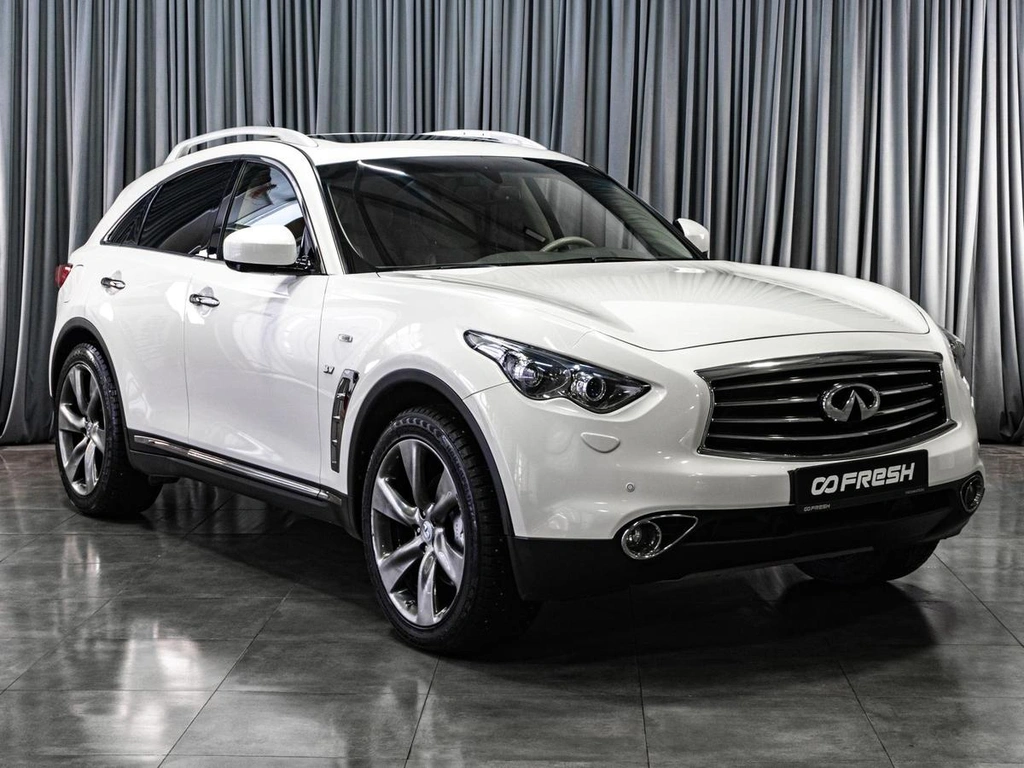 Внедорожник Infiniti QX70 2014 года, 2969000 рублей, Тюмень
