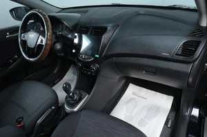 Седан Hyundai Solaris 2016 года, 899000 рублей, Челябинск