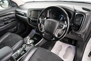 Внедорожник Mitsubishi Outlander 2018 года, 2339000 рублей, Красноярск