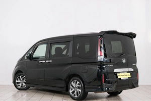 Минивэн Honda Stepwgn Spada 2015 года, 1559000 рублей, Красноярск