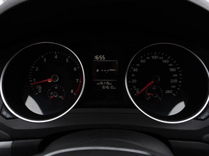 Седан Volkswagen Jetta 2015 года, 1199000 рублей, Саратов