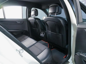 Седан Mercedes-benz C-класс 2011 года, 1049000 рублей, Сургут
