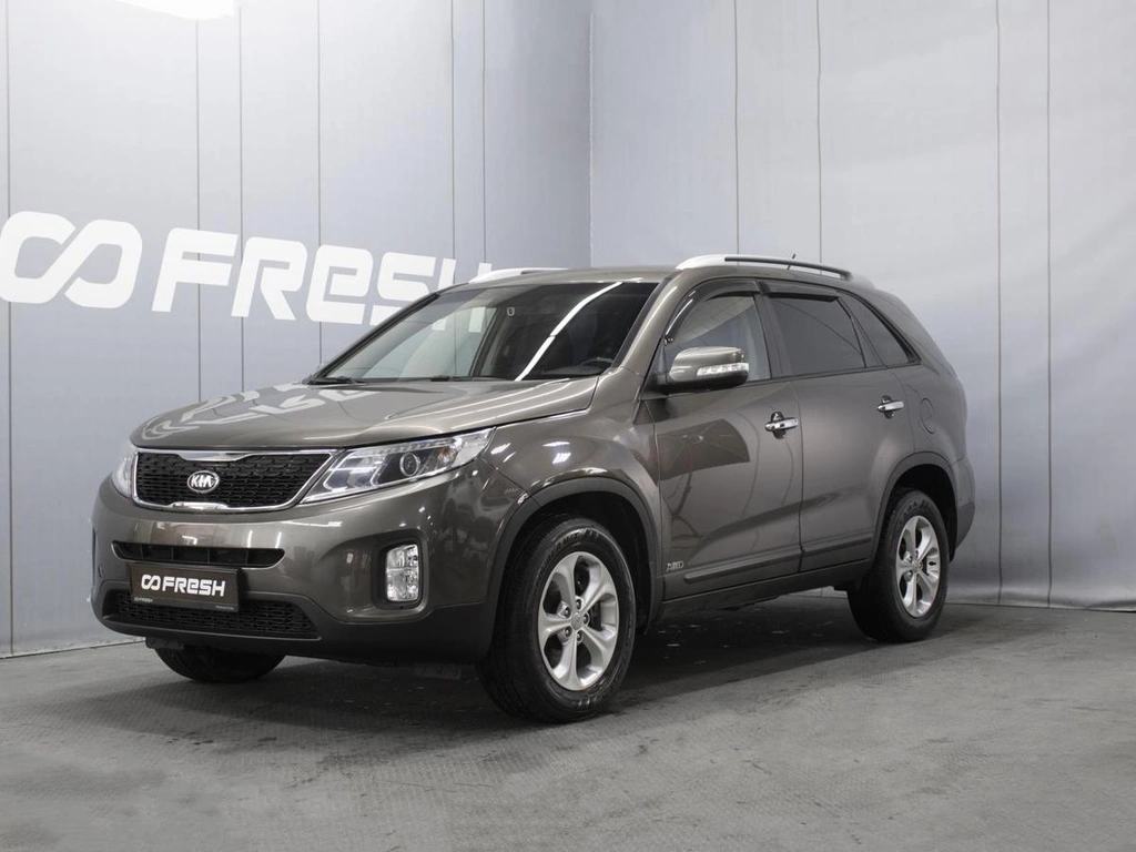 Внедорожник Kia Sorento 2017 года, 1940000 рублей, Омск