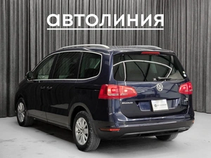 Минивэн Volkswagen Sharan 2012 года, 999000 рублей, Красноярск