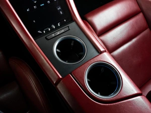 Седан Porsche Taycan 2020 года, 7639000 рублей, Тюмень