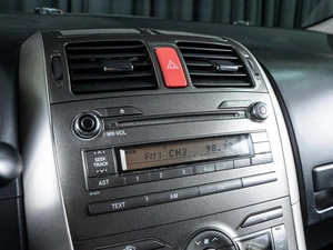 Хетчбэк Toyota Auris 2008 года, 700000 рублей, Волгоград