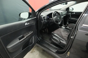 Внедорожник Kia Sportage 2016 года, 1820000 рублей, Курск