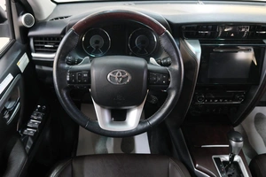 Внедорожник Toyota Fortuner 2019 года, 4299000 рублей, Омск