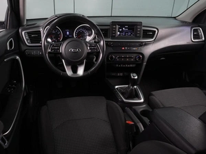 Хетчбэк Kia Ceed 2019 года, 1649000 рублей, Воронеж