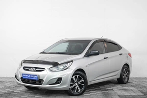 Седан Hyundai Solaris 2013 года, 799000 рублей, Кемерово