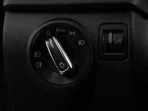 Внедорожник Volkswagen Tiguan 2010 года, 1299000 рублей, Тюмень