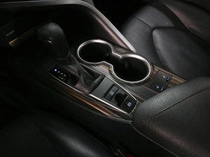 Седан Toyota Camry 2019 года, 2749000 рублей, Ростов-на-Дону