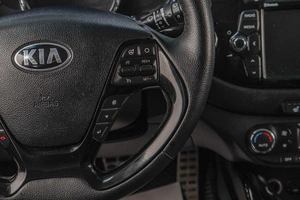 Хетчбэк Kia Ceed 2013 года, 1419000 рублей, Челябинск