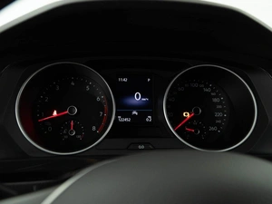 Внедорожник Volkswagen Tiguan 2019 года, 2414444 рублей, Москва