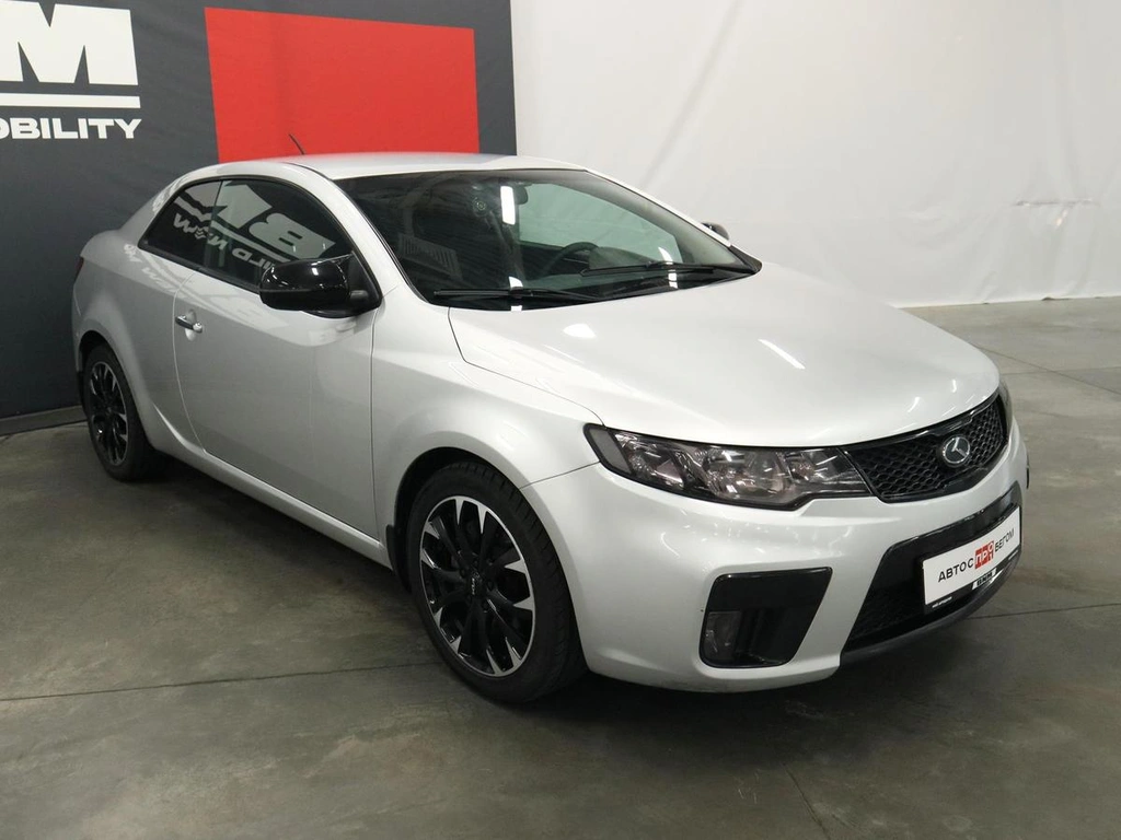 Седан Kia Cerato 2010 года, 1120000 рублей, Курск