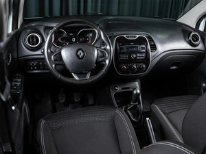 Внедорожник Renault Kaptur 2018 года, 1360000 рублей, Волгоград