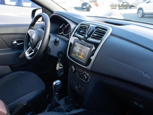 Седан Renault Logan Stepway 2021 года, 1379000 рублей, Петрозаводск