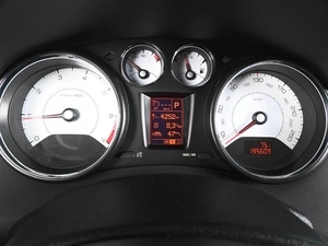 Хетчбэк Peugeot 308 2011 года, 629000 рублей, Ростов-на-Дону