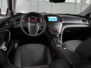 Универсал Opel Insignia 2012 года, 1049000 рублей, Воронеж