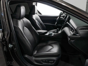 Седан Toyota Camry 2021 года, 3979000 рублей, Тюмень