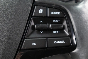 Седан Hyundai Elantra 2018 года, 1579000 рублей, Оренбург