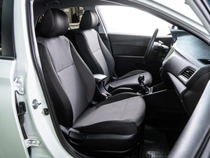 Седан Hyundai Solaris 2018 года, 1315000 рублей, Волгоград