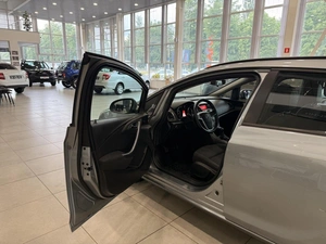 Универсал Opel Astra 2013 года, 820000 рублей, Орёл
