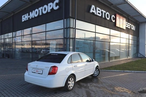 Седан Daewoo Gentra 2013 года, 600000 рублей, Мирное