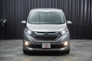 Минивэн Honda Freed+ 2018 года, 1379000 рублей, Красноярск